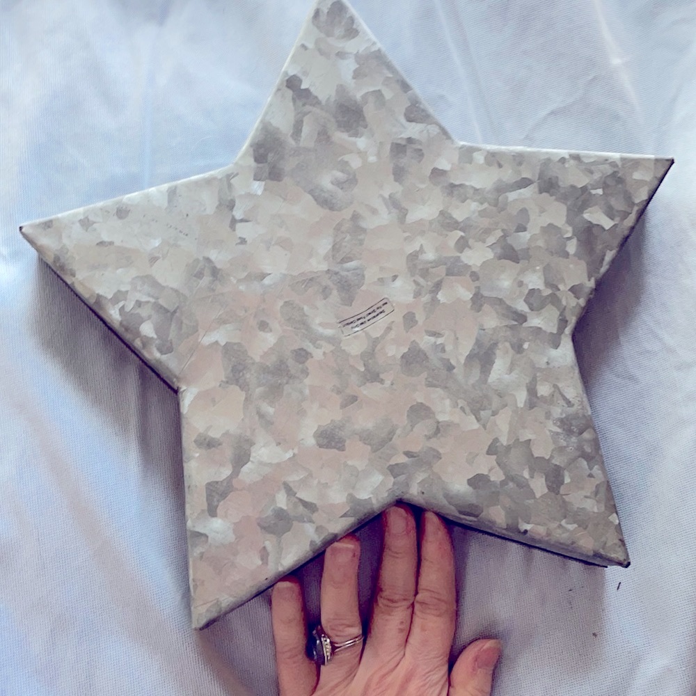 Star hammered  aluminum trimmed in copper Star Decorative purposes only